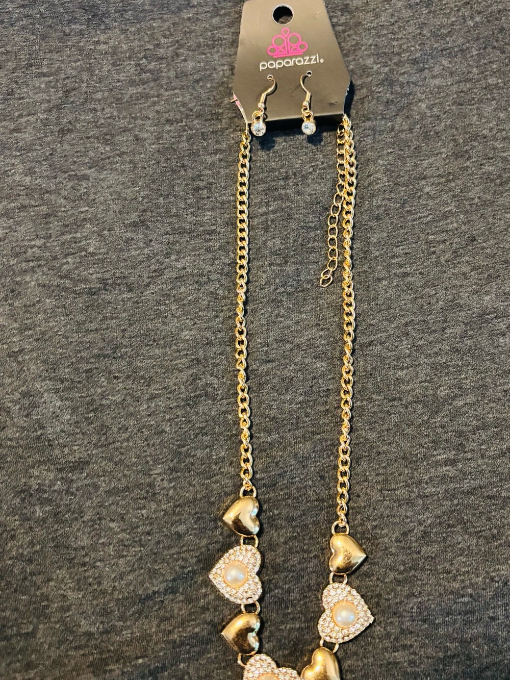 paparazzi Gold Heart & Pearl Pendant Necklace with Stud Earrings